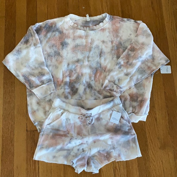 Free People Tops - Free people lounge set size xs NWT